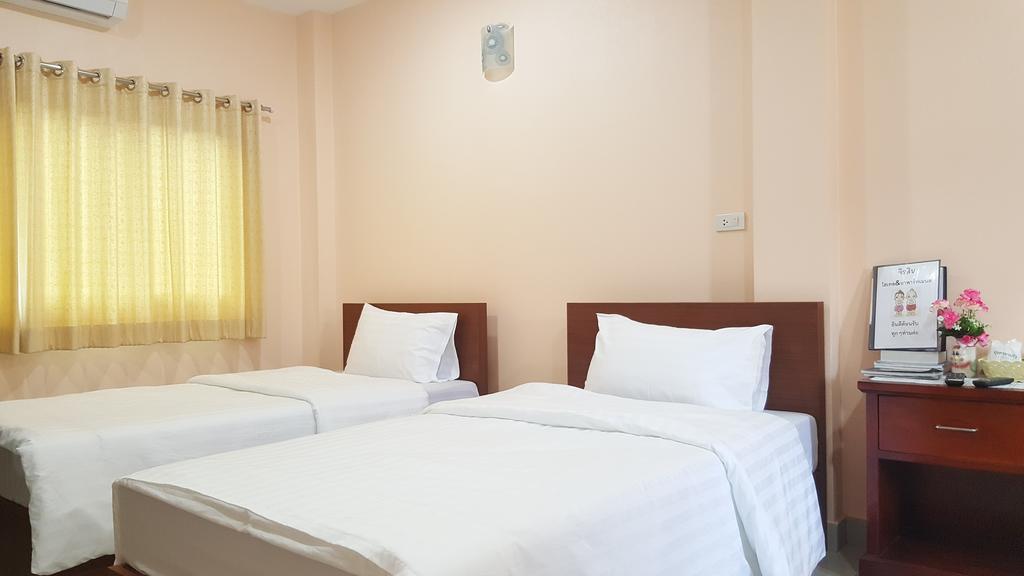 Jirasin Hotel & Apartment Ρανόνγκ Δωμάτιο φωτογραφία