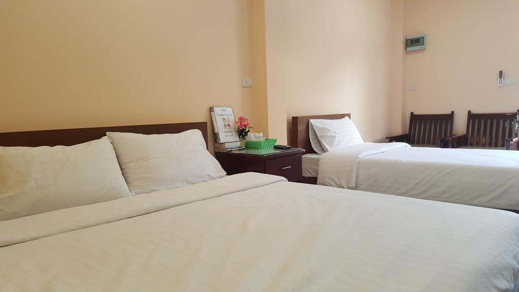 Jirasin Hotel & Apartment Ρανόνγκ Δωμάτιο φωτογραφία